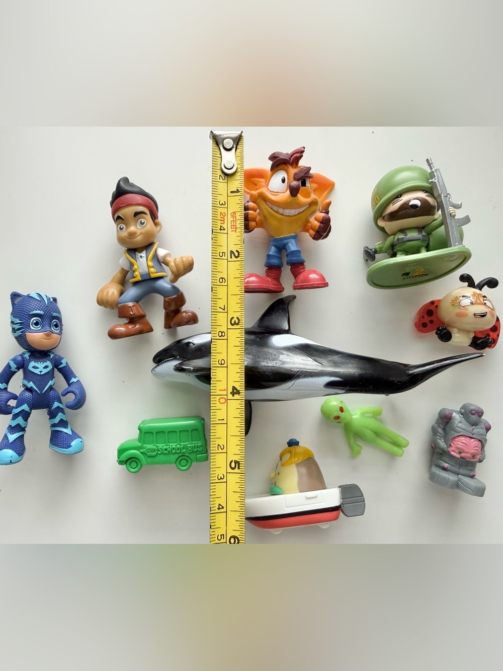 Assorted Toy Figure Bundle - Picture 2 of 3
